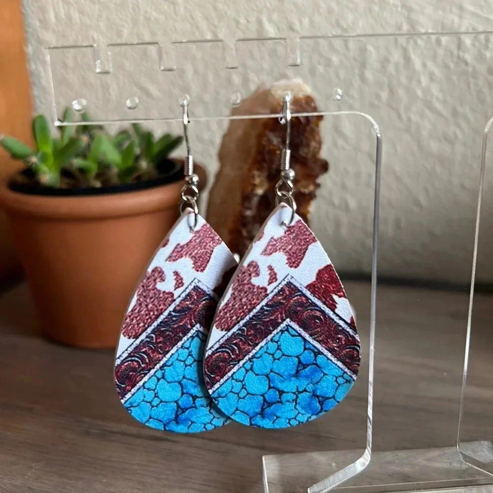 🌵🩵 Western Faux Leather Teardrop Dangle Earrings ✨